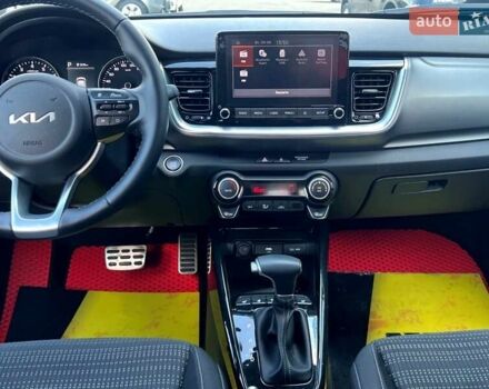 Красный Киа Stonic, объемом двигателя 1.37 л и пробегом 8 тыс. км за 23800 $, фото 63 на Automoto.ua