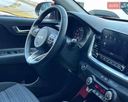 Красный Киа Stonic, объемом двигателя 1.37 л и пробегом 8 тыс. км за 23800 $, фото 78 на Automoto.ua
