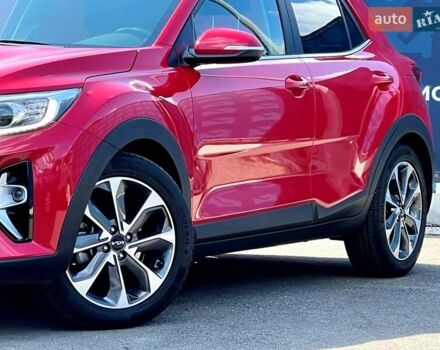 Красный Киа Stonic, объемом двигателя 1.37 л и пробегом 8 тыс. км за 23800 $, фото 10 на Automoto.ua