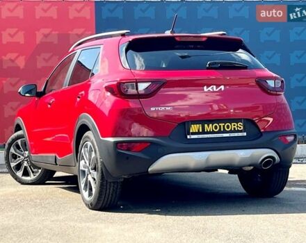 Красный Киа Stonic, объемом двигателя 1.37 л и пробегом 8 тыс. км за 23800 $, фото 1 на Automoto.ua