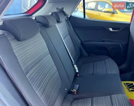 Красный Киа Stonic, объемом двигателя 1.37 л и пробегом 8 тыс. км за 23800 $, фото 71 на Automoto.ua