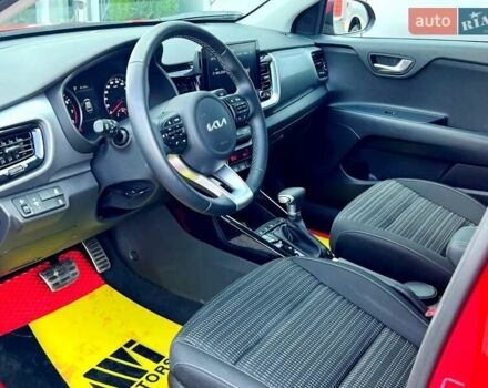 Красный Киа Stonic, объемом двигателя 1.37 л и пробегом 8 тыс. км за 23800 $, фото 27 на Automoto.ua