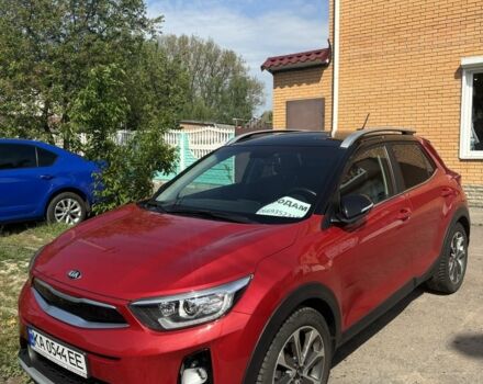 Красный Киа Stonic, объемом двигателя 1.4 л и пробегом 39 тыс. км за 18500 $, фото 1 на Automoto.ua