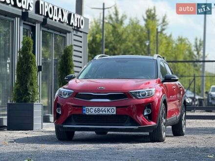 Червоний Кіа Stonic, об'ємом двигуна 1.37 л та пробігом 38 тис. км за 19000 $, фото 1 на Automoto.ua