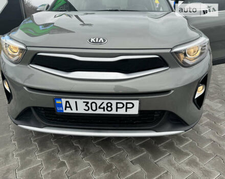 Киа Stonic, объемом двигателя 1.37 л и пробегом 65 тыс. км за 16000 $, фото 6 на Automoto.ua