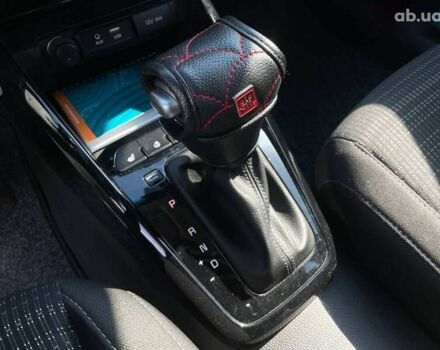 Киа Stonic, объемом двигателя 1.4 л и пробегом 18 тыс. км за 18699 $, фото 15 на Automoto.ua
