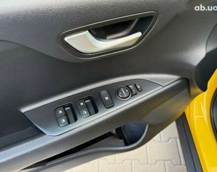 Кіа Stonic, об'ємом двигуна 1.4 л та пробігом 94 тис. км за 15999 $, фото 12 на Automoto.ua