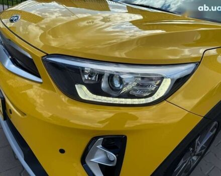 Кіа Stonic, об'ємом двигуна 1.4 л та пробігом 94 тис. км за 15999 $, фото 9 на Automoto.ua