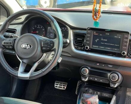Киа Stonic, объемом двигателя 1.4 л и пробегом 18 тыс. км за 18699 $, фото 14 на Automoto.ua