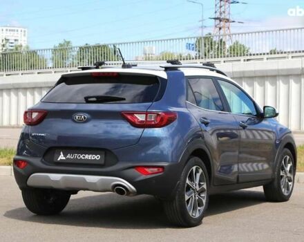 Киа Stonic, объемом двигателя 1.4 л и пробегом 101 тыс. км за 17300 $, фото 3 на Automoto.ua