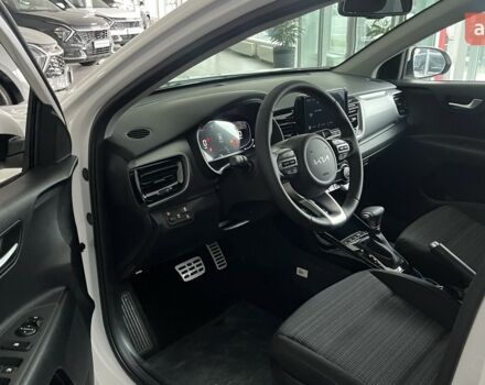 купить новое авто Киа Stonic 2024 года от официального дилера Хмельниччина-Авто Киа фото