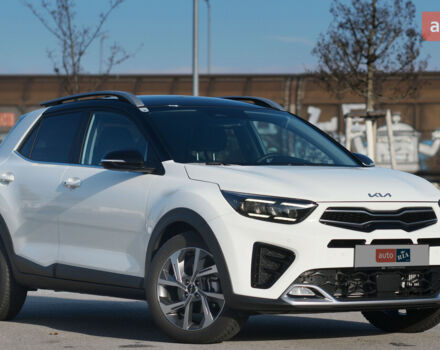 купить новое авто Киа Stonic 2024 года от официального дилера Сфера-Авто Киа фото