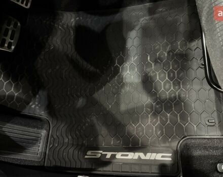 купить новое авто Киа Stonic 2024 года от официального дилера Фрунзе-Авто KIA Киа фото