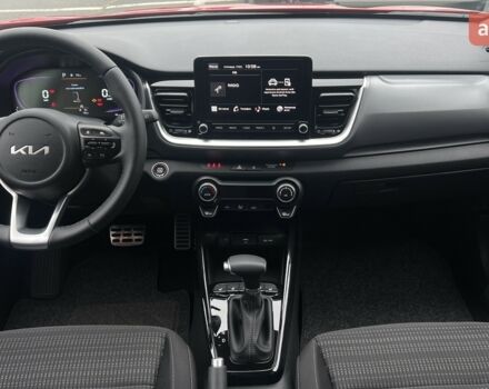 купити нове авто Кіа Stonic 2024 року від офіційного дилера УКРАВТО НА ХАРКІВСЬКОМУ Кіа фото