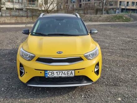 Киа Stonic 2020 в Чернигове на Automoto.ua Киа Stonic, объемом двигателя 1.4 л и пробегом 34 тыс. км за 18000 $, фото 1 на Automoto.ua