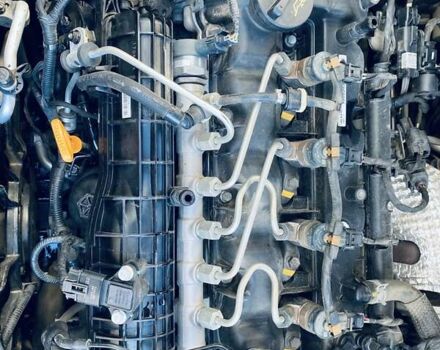 Жовтий Кіа Stonic, об'ємом двигуна 1.58 л та пробігом 101 тис. км за 15850 $, фото 25 на Automoto.ua