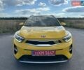 Желтый Киа Stonic, объемом двигателя 1.6 л и пробегом 96 тыс. км за 14900 $, фото 3 на Automoto.ua
