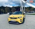 Желтый Киа Stonic, объемом двигателя 1.58 л и пробегом 99 тыс. км за 15900 $, фото 2 на Automoto.ua