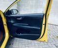 Жовтий Кіа Stonic, об'ємом двигуна 1.58 л та пробігом 101 тис. км за 15850 $, фото 15 на Automoto.ua