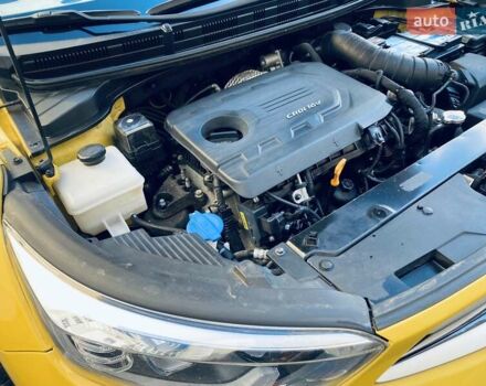Жовтий Кіа Stonic, об'ємом двигуна 1.58 л та пробігом 101 тис. км за 15850 $, фото 27 на Automoto.ua