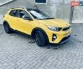 Жовтий Кіа Stonic, об'ємом двигуна 1.58 л та пробігом 101 тис. км за 15850 $, фото 6 на Automoto.ua