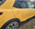 Жовтий Кіа Stonic, об'ємом двигуна 1.37 л та пробігом 93 тис. км за 16900 $, фото 2 на Automoto.ua
