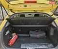 Жовтий Кіа Stonic, об'ємом двигуна 1.37 л та пробігом 61 тис. км за 17900 $, фото 13 на Automoto.ua