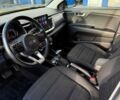 Желтый Киа Stonic, объемом двигателя 1.37 л и пробегом 106 тыс. км за 16600 $, фото 11 на Automoto.ua