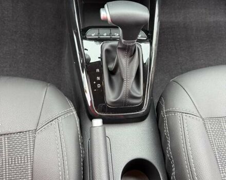 Желтый Киа Stonic, объемом двигателя 1.37 л и пробегом 12 тыс. км за 22500 $, фото 12 на Automoto.ua