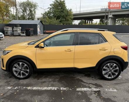 Желтый Киа Stonic, объемом двигателя 1.37 л и пробегом 12 тыс. км за 22500 $, фото 5 на Automoto.ua