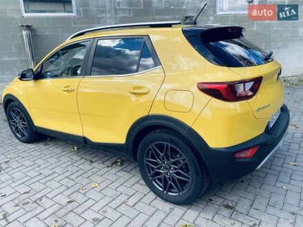 Жовтий Кіа Stonic, об'ємом двигуна 1.58 л та пробігом 101 тис. км за 15850 $, фото 1 на Automoto.ua