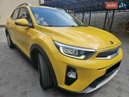Кіа Stonic 2019 у Запоріжжя на Automoto.ua Жовтий Кіа Stonic, об'ємом двигуна 1.37 л та пробігом 61 тис. км за 18000 $, фото 1 на Automoto.ua