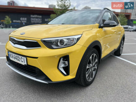Киа Stonic 2020 в Киеве на Automoto.ua Желтый Киа Stonic, объемом двигателя 1.37 л и пробегом 40 тыс. км за 17900 $, фото 1 на Automoto.ua