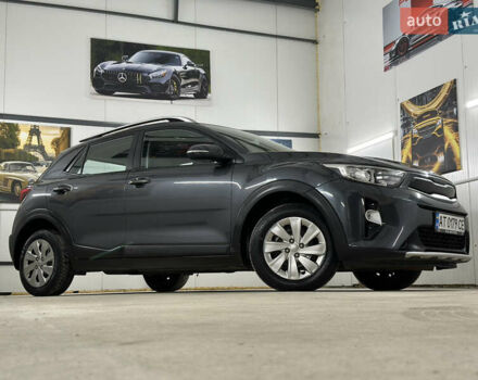 Серый Киа Stonic, объемом двигателя 1.4 л и пробегом 137 тыс. км за 11850 $, фото 13 на Automoto.ua