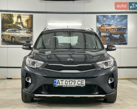 Серый Киа Stonic, объемом двигателя 1.4 л и пробегом 137 тыс. км за 11850 $, фото 27 на Automoto.ua