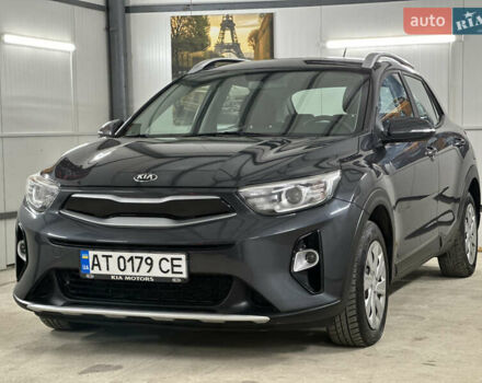 Серый Киа Stonic, объемом двигателя 1.4 л и пробегом 137 тыс. км за 11850 $, фото 29 на Automoto.ua