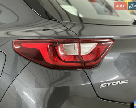 Серый Киа Stonic, объемом двигателя 1.4 л и пробегом 137 тыс. км за 11850 $, фото 38 на Automoto.ua