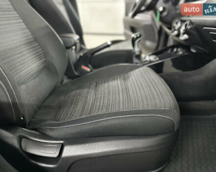 Серый Киа Stonic, объемом двигателя 1.4 л и пробегом 137 тыс. км за 11850 $, фото 86 на Automoto.ua