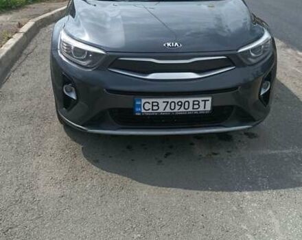 Серый Киа Stonic, объемом двигателя 1.4 л и пробегом 135 тыс. км за 16200 $, фото 1 на Automoto.ua