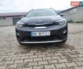 Сірий Кіа Stonic, об'ємом двигуна 1.37 л та пробігом 58 тис. км за 17000 $, фото 2 на Automoto.ua