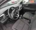 Сірий Кіа Stonic, об'ємом двигуна 1.37 л та пробігом 58 тис. км за 17000 $, фото 17 на Automoto.ua