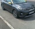 Серый Киа Stonic, объемом двигателя 1.4 л и пробегом 135 тыс. км за 16200 $, фото 1 на Automoto.ua