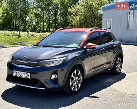 Серый Киа Stonic, объемом двигателя 1.37 л и пробегом 57 тыс. км за 19500 $, фото 11 на Automoto.ua