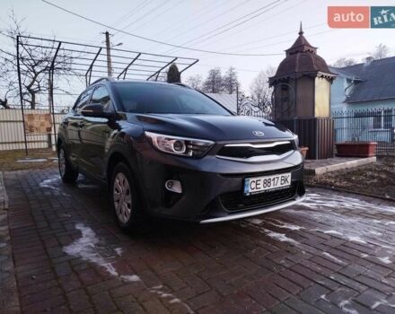 Сірий Кіа Stonic, об'ємом двигуна 1.37 л та пробігом 82 тис. км за 14500 $, фото 1 на Automoto.ua