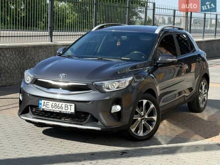 Кіа Stonic 2020 у Белой Церкве на Automoto.ua Сірий Кіа Stonic, об'ємом двигуна 1.37 л та пробігом 44 тис. км за 18999 $, фото 1 на Automoto.ua