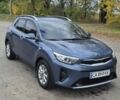 Синий Киа Stonic, объемом двигателя 1.6 л и пробегом 130 тыс. км за 16700 $, фото 1 на Automoto.ua