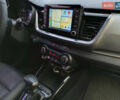 Синий Киа Stonic, объемом двигателя 1.6 л и пробегом 134 тыс. км за 16555 $, фото 20 на Automoto.ua