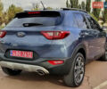 Синий Киа Stonic, объемом двигателя 1.6 л и пробегом 134 тыс. км за 16555 $, фото 7 на Automoto.ua
