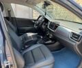 Синий Киа Stonic, объемом двигателя 1.6 л и пробегом 95 тыс. км за 11100 $, фото 5 на Automoto.ua