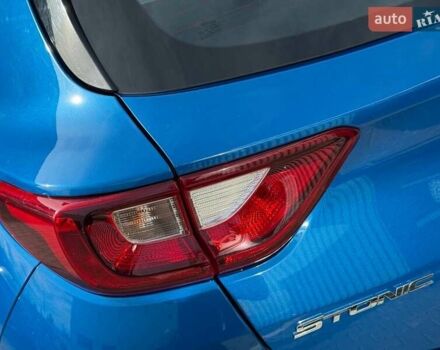 Киа Stonic 2020 в Одессе на Automoto.ua Синий Киа Stonic, объемом двигателя 1.37 л и пробегом 12 тыс. км за 18881 $, фото 12 на Automoto.ua
